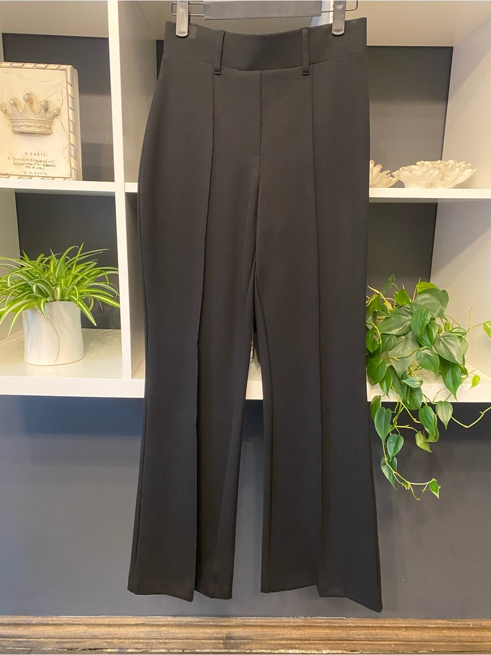 NWT Quince Ultra Stretch Pointe Flare Dress Pants